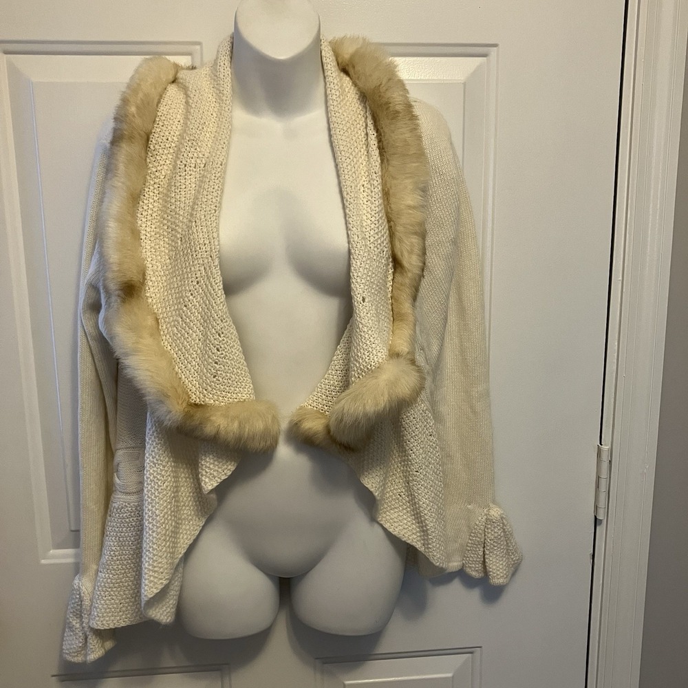 Vintage Y2K Pamela Dennis Sweater‎ Size XS Angora Faux Fur Trim Ivory Women's